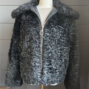 Topshop Faux Fur Black Zip up Teddy Jacket US Size 6 w/Front Pockets